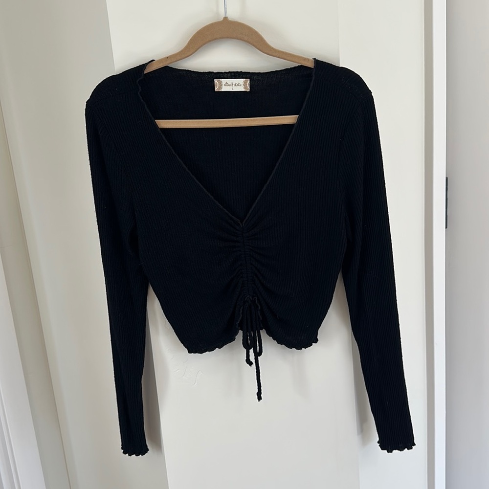 Altard State black ribbed scrunch top